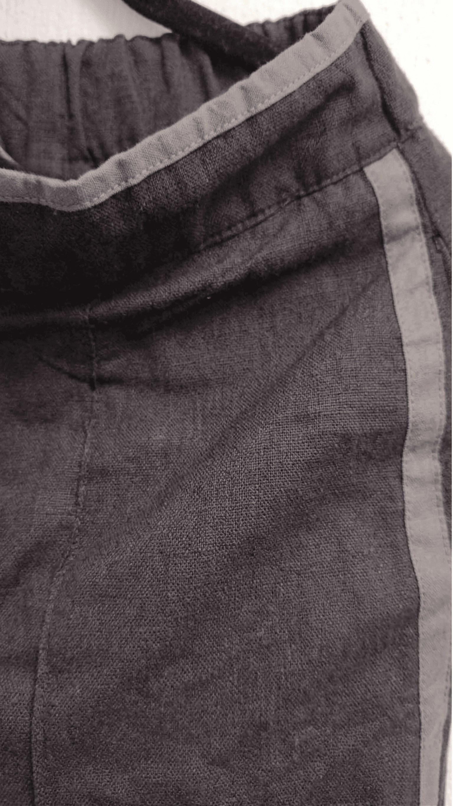 Pantalón Wide Leg con Galón Lateral en Contraste 2