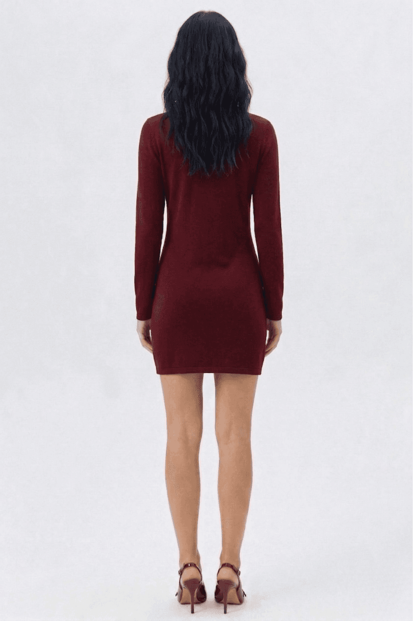 Vestido Mini con Detalle de Ojetes Metálicos 4