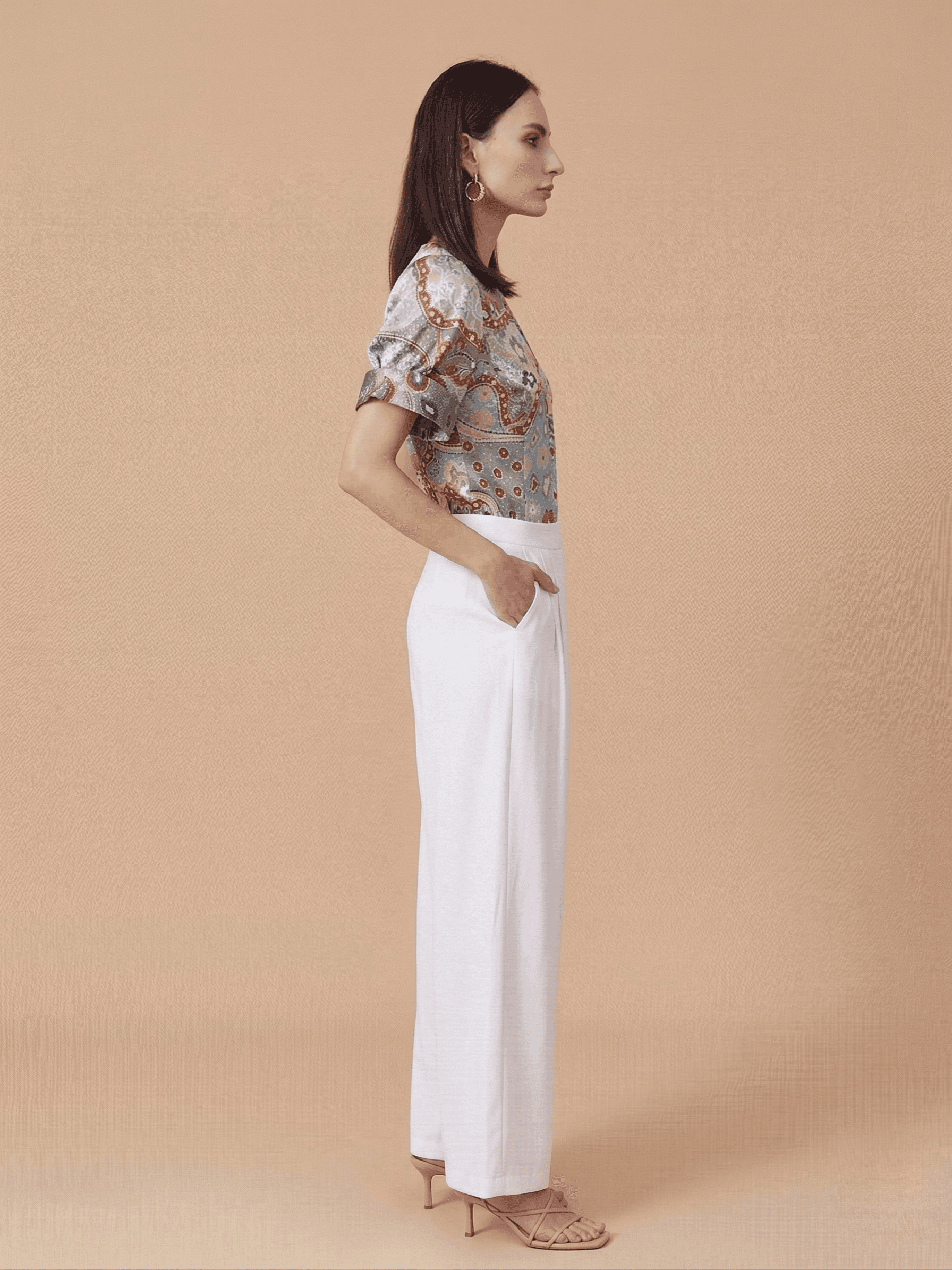 Blusa Satinada Cuello Halter 3